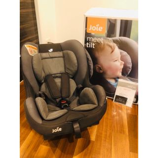 ジョイー(Joie (ベビー用品))のJoie チャイルドシート　0歳〜4歳まで(自動車用チャイルドシート本体)