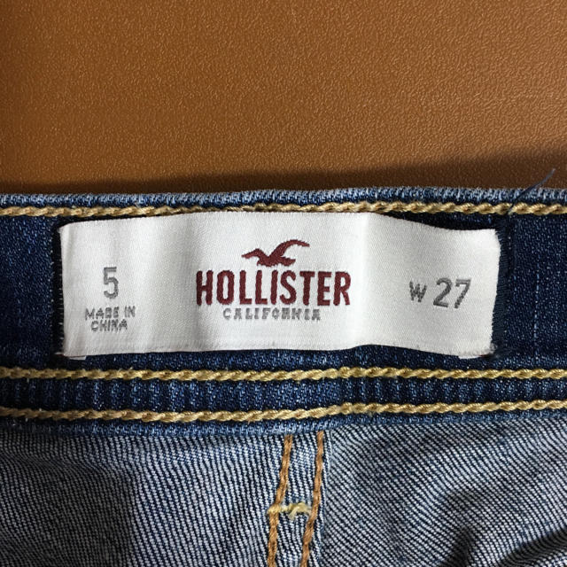Hollister(ホリスター)のHollister デニム　ダメージショートパンツ レディースのパンツ(ショートパンツ)の商品写真