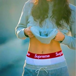 シュプリーム(Supreme)のsupreme /  Hanes ボクサーパンツ ホワイト Sサイズ‼️(ボクサーパンツ)