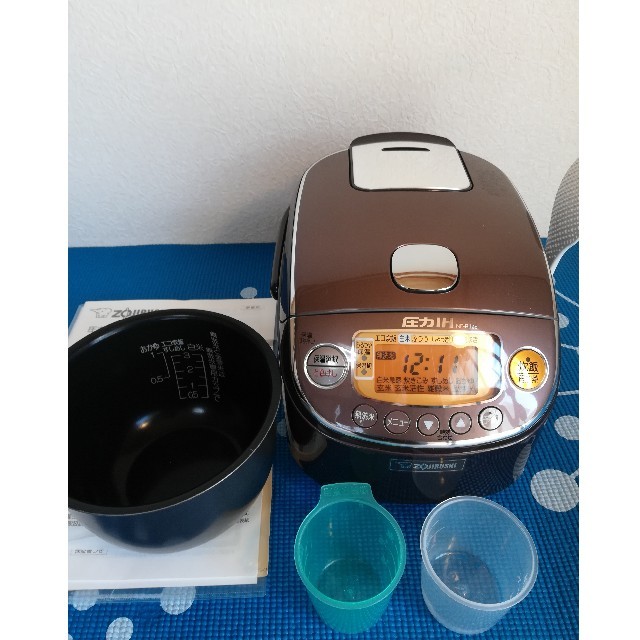 超美品 美品✨マイコン炊飯ジャー 炊飯器 3合 2017年製 kead.al