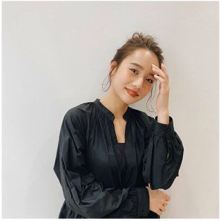 ザラ(ZARA)の伊原葵ちゃん着用❤︎インスタ人気完売❤︎ZARA❤︎ティアードワンピース(ひざ丈ワンピース)