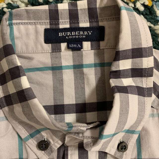 BURBERRY(バーバリー)のバーバリー チェックシャツ  半袖シャツ １３０cm キッズ/ベビー/マタニティのキッズ服男の子用(90cm~)(Tシャツ/カットソー)の商品写真