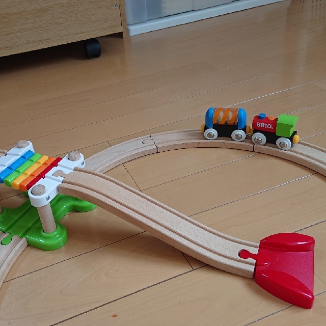 BRIO(ブリオ)の専用  BRIO キッズ/ベビー/マタニティのおもちゃ(電車のおもちゃ/車)の商品写真