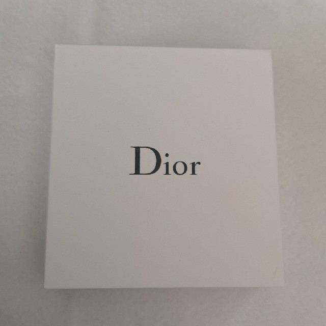 Dior(ディオール)のms.oo様専用　Dior　リップマキシマイザー　ネイルセット コスメ/美容のベースメイク/化粧品(リップグロス)の商品写真