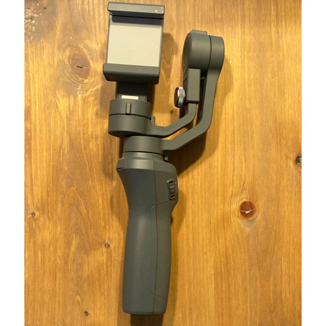 dji osmo mobile 2 ジンバル　スタビライザー スマホ/家電/カメラのスマホアクセサリー(その他)の商品写真