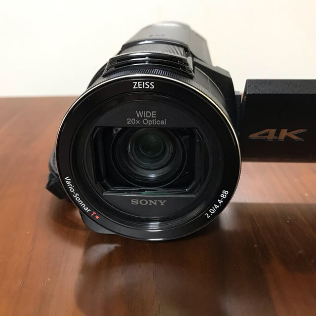 FDR-AX55 FDR-AX55