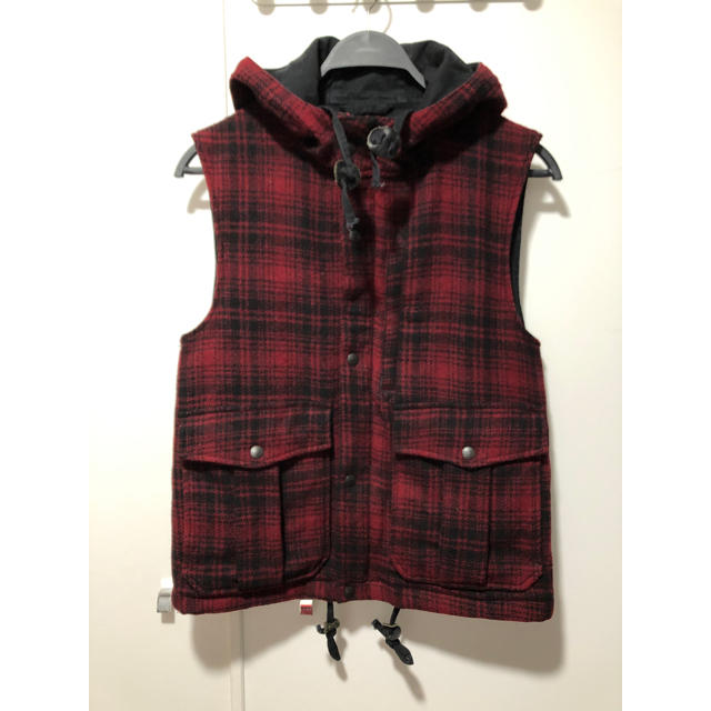 Engineered Garments(エンジニアードガーメンツ)のWOOLRICH WOOLEN MILLS  ダウンベスト メンズのジャケット/アウター(ダウンベスト)の商品写真