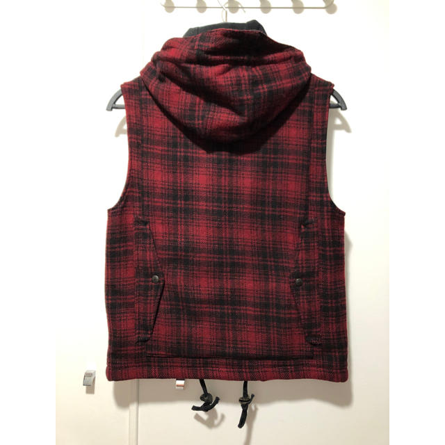 Engineered Garments(エンジニアードガーメンツ)のWOOLRICH WOOLEN MILLS  ダウンベスト メンズのジャケット/アウター(ダウンベスト)の商品写真