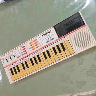 カシオ(CASIO)のCASIO PT-82 電子キーボード(キーボード/シンセサイザー)