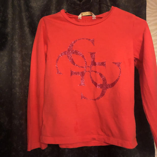 GUESS(ゲス)のゲス　キッズ キッズ/ベビー/マタニティのキッズ服女の子用(90cm~)(Tシャツ/カットソー)の商品写真