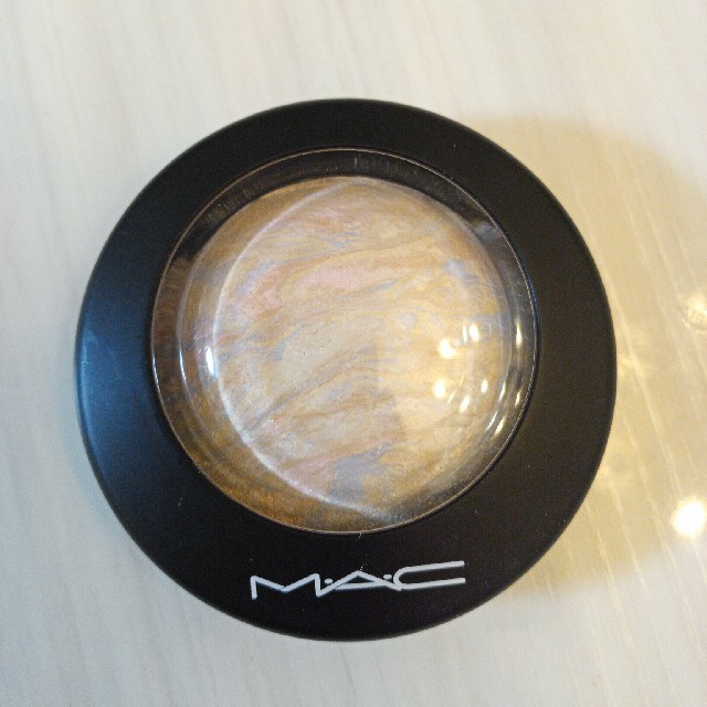 MAC ミネラライズ スキンフィニッシュ ライトスカペード コスメ/美容のベースメイク/化粧品(フェイスパウダー)の商品写真