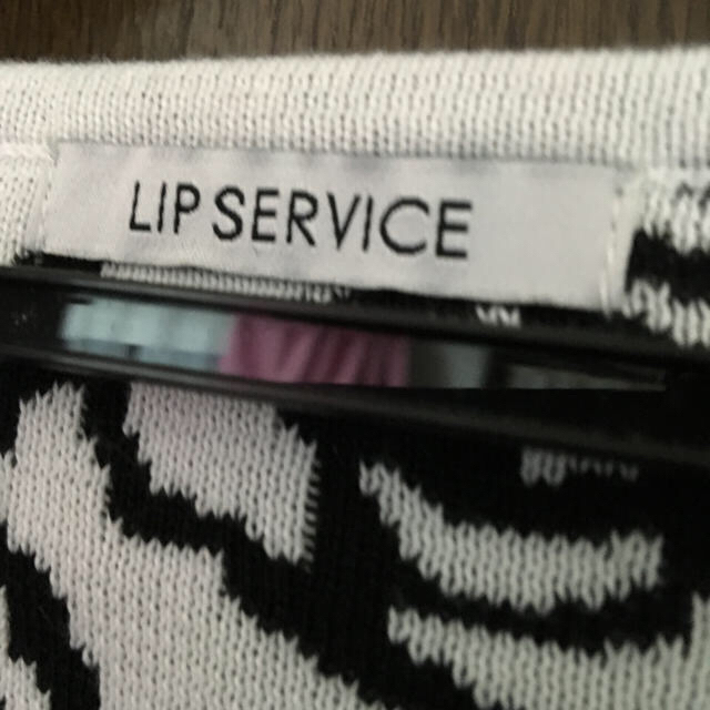 LIP SERVICE(リップサービス)のLIPSERVICE ローズニットワンピ レディースのワンピース(ミニワンピース)の商品写真