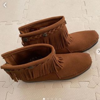 ミネトンカ(Minnetonka)の【値下げしました】フリンジブーツ(ブーツ)