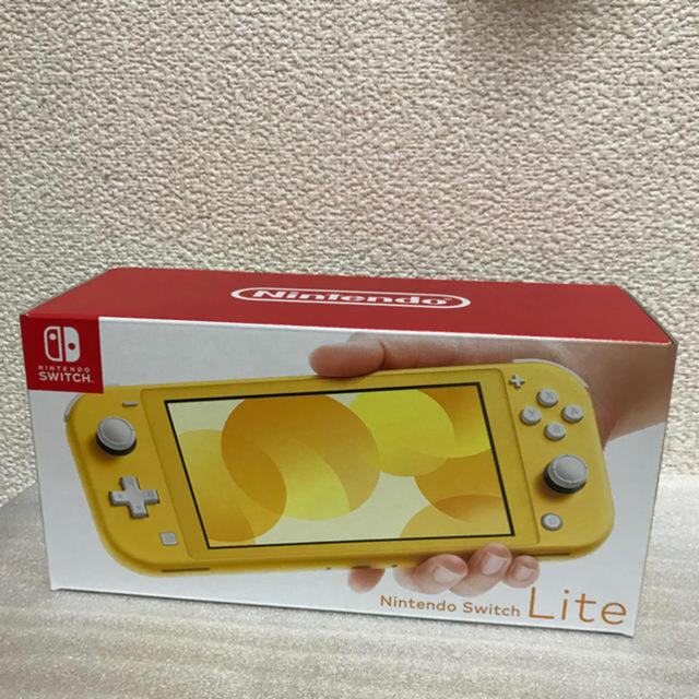 【新品】Nintendo Switch Lite イエロー家庭用ゲーム機本体