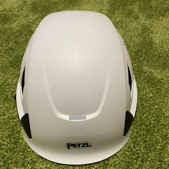 ペツル PETZL ストラトベント STRATOVENT ヘルメット | フリマアプリ ラクマ