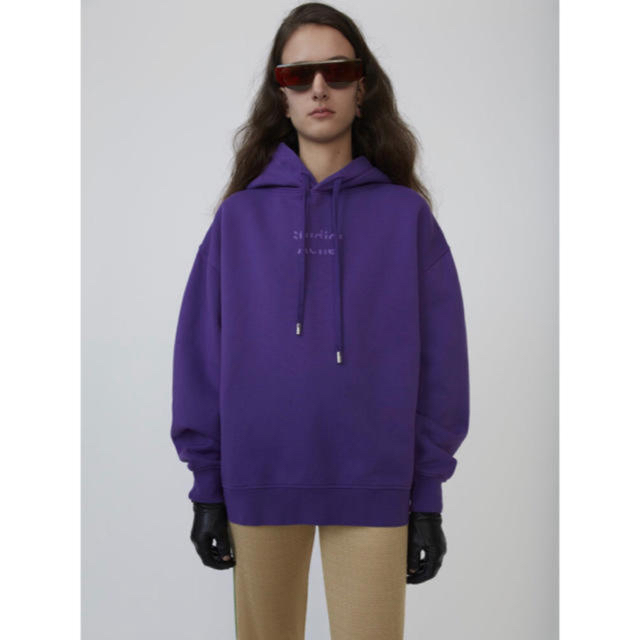 acne studios ロゴフーディー パープルのサムネイル