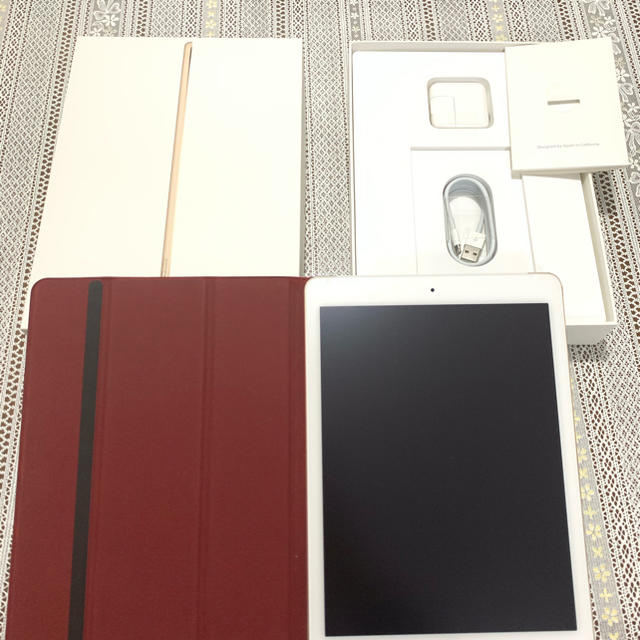 iPadAir2 32GBSIMロック解除済 画面の除菌シート付