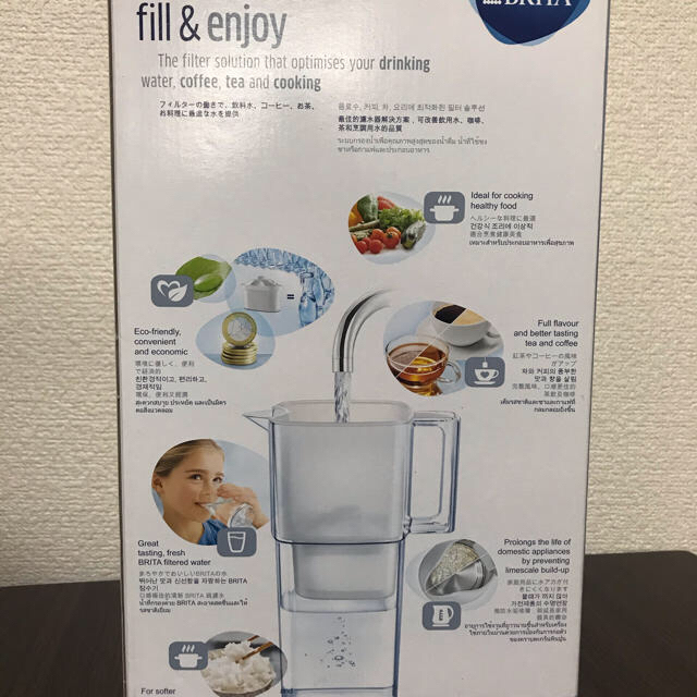 BRITA 浄水器 インテリア/住まい/日用品のキッチン/食器(浄水機)の商品写真