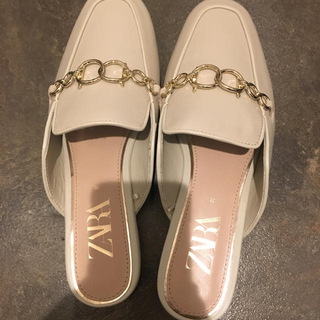 ZARA(ザラ)のzaraシューズ レディースの靴/シューズ(ローファー/革靴)の商品写真