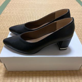 ザラ(ZARA)の最終値下げ　新品　minia 黒パンプス　チャンキーヒール★zara(ハイヒール/パンプス)