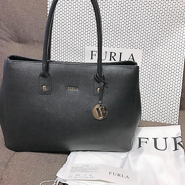 Furla(フルラ)のFURLA トートバッグ　リンダ レディースのバッグ(トートバッグ)の商品写真