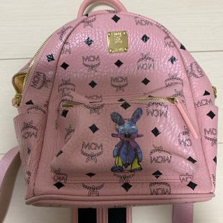 エムシーエム(MCM)のMCM ピンクリュック　ラビット(リュック/バックパック)