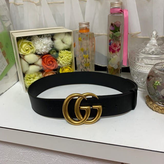 Gucci(グッチ)のかみさん専用　GUCCI ベルト　革ベルト部分84cm  レディースのファッション小物(ベルト)の商品写真