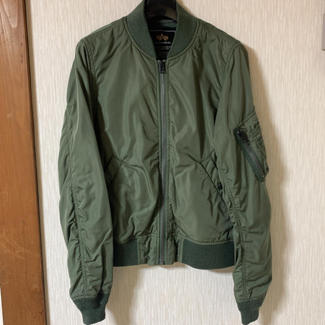 ALPHA INDUSTRIES(アルファインダストリーズ)の【ALPHA】MA-1 ブルゾン カーキ ミリタリー レディースのジャケット/アウター(ブルゾン)の商品写真