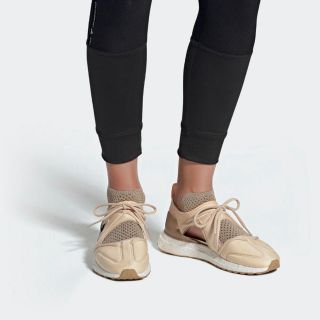 アディダスバイステラマッカートニー(adidas by Stella McCartney)のadidas by Stella McCartney ウルトラブースト T (スニーカー)