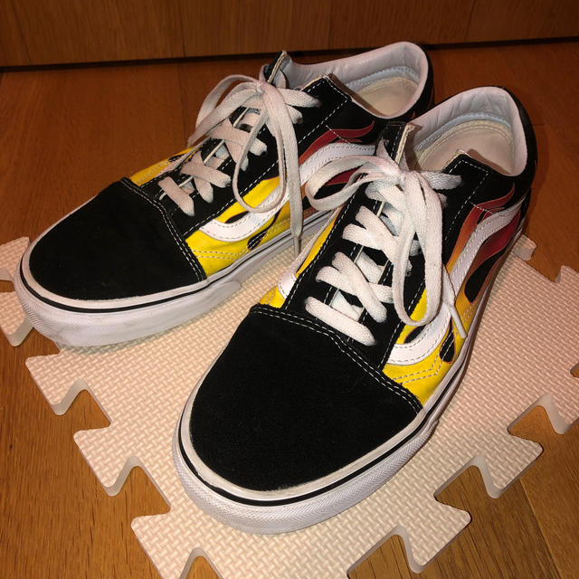 VANS(ヴァンズ)のvans old skool flame メンズの靴/シューズ(スニーカー)の商品写真