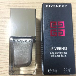 ジバンシィ(GIVENCHY)の新品★ジバンシー ネイルカラー(マニキュア)