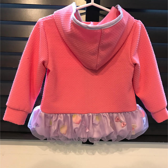 petit main(プティマイン)のpanpantutu バルーンパーカー 90 キッズ/ベビー/マタニティのキッズ服女の子用(90cm~)(ジャケット/上着)の商品写真