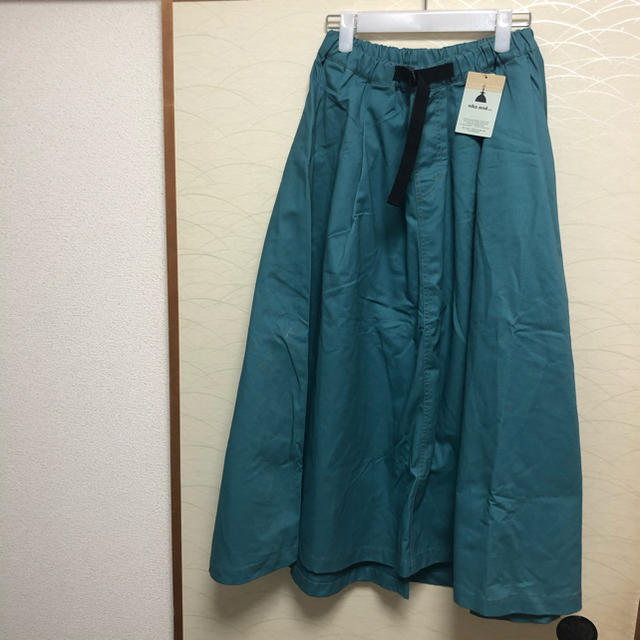 niko and...(ニコアンド)のタックギャザースカート　フレアスカート　ロングスカート レディースのスカート(ロングスカート)の商品写真
