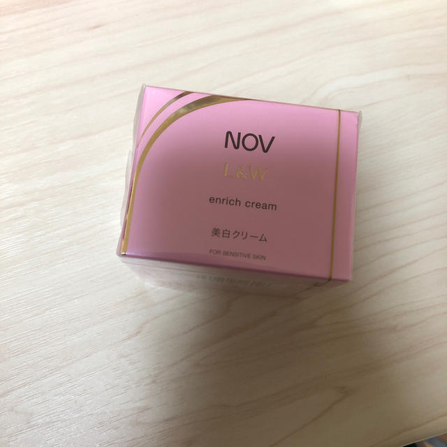 NOV(ノブ)のノブエンリッチクリーム コスメ/美容のスキンケア/基礎化粧品(フェイスクリーム)の商品写真