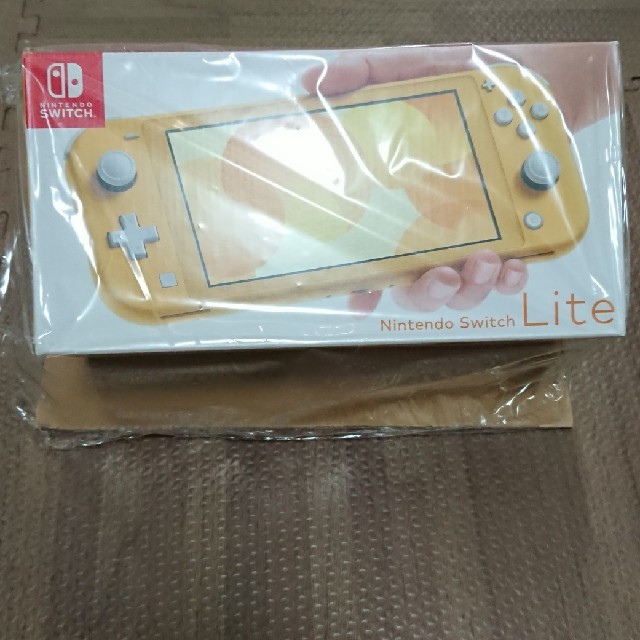 Nintendo Switch Lite イエロー(スイッチ ライト)