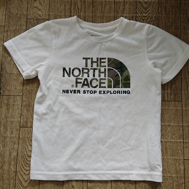 THE NORTH FACE(ザノースフェイス)の【ゆうみな様専用】ノースフェイスTシャツ 2枚セット110cm キッズ/ベビー/マタニティのキッズ服男の子用(90cm~)(Tシャツ/カットソー)の商品写真