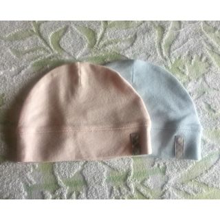 バーバリー(BURBERRY)のバーバリー ベビー帽子  綿100% 新生児 2枚セット 美品(帽子)