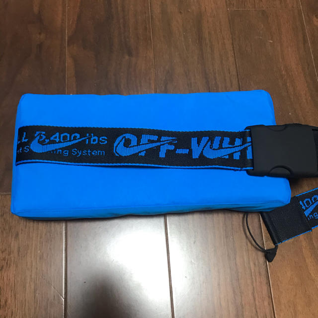 OFF-WHITE(オフホワイト)のOff-White nike オフホワイト bag メンズのバッグ(ボディーバッグ)の商品写真