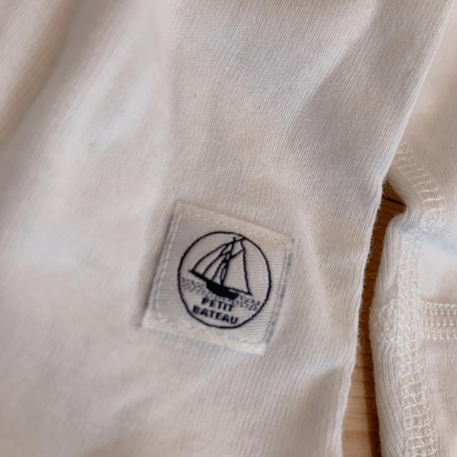 PETIT BATEAU(プチバトー)のめぐ様専用　PETIT BATEAU プチバトー　ロングTシャツ キッズ/ベビー/マタニティのベビー服(~85cm)(Ｔシャツ)の商品写真