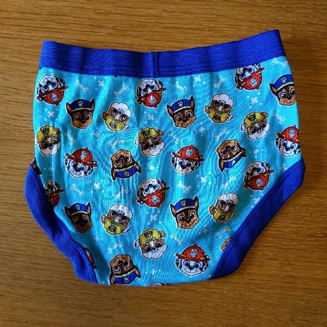 パウパトロール 男の子パンツ ブリーフ 2枚セット 新品 95 パウパ オレンジ キッズ/ベビー/マタニティのキッズ服男の子用(90cm~)(下着)の商品写真