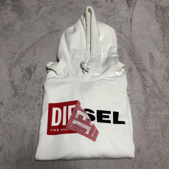 新品DIESELパーカー　Lサイズ