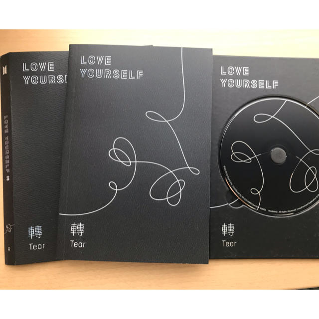 防弾少年団(BTS)(ボウダンショウネンダン)のBTS LOVE YOURSELF Tear エンタメ/ホビーのCD(K-POP/アジア)の商品写真