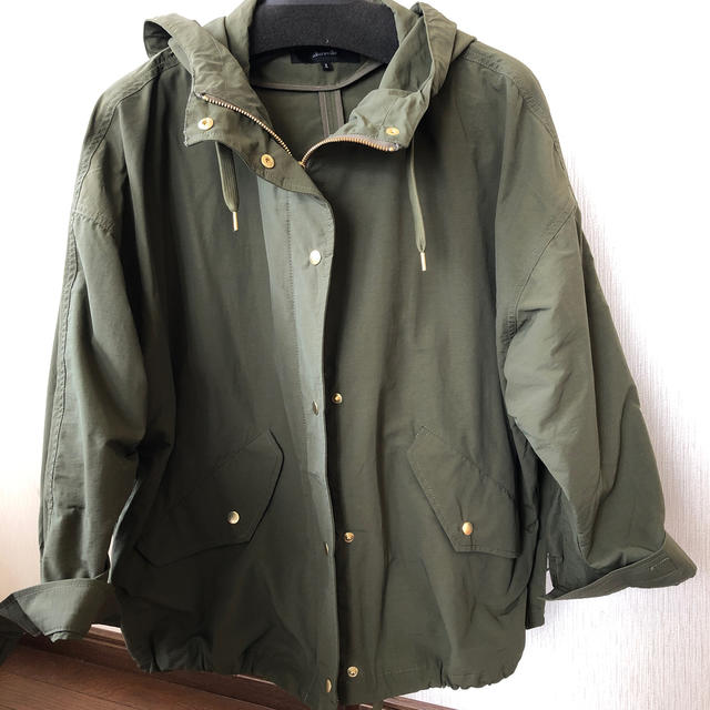 allureville マウンテンパーカー　新品