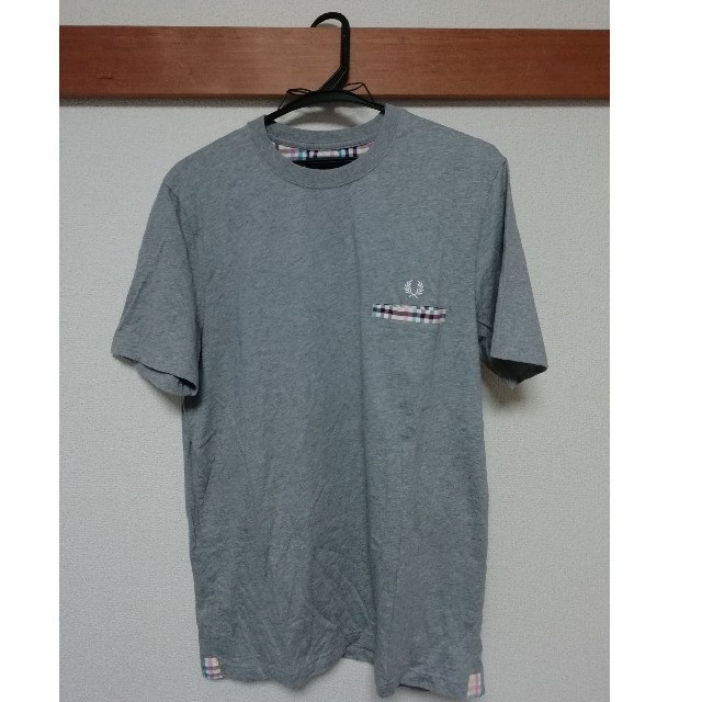FRED PERRY(フレッドペリー)のフレッドペリー　Tシャツ　メンズMサイズ メンズのトップス(Tシャツ/カットソー(半袖/袖なし))の商品写真