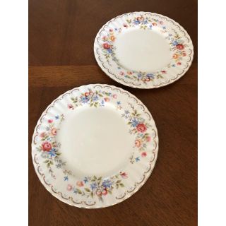 ロイヤルアルバート(ROYAL ALBERT)の【レアビンテージ】ロイヤルアルバート★ジュビリーローズ★デザート皿①(食器)