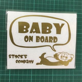 ステッカー　BABY ON BOARD ゴールド(車外アクセサリ)