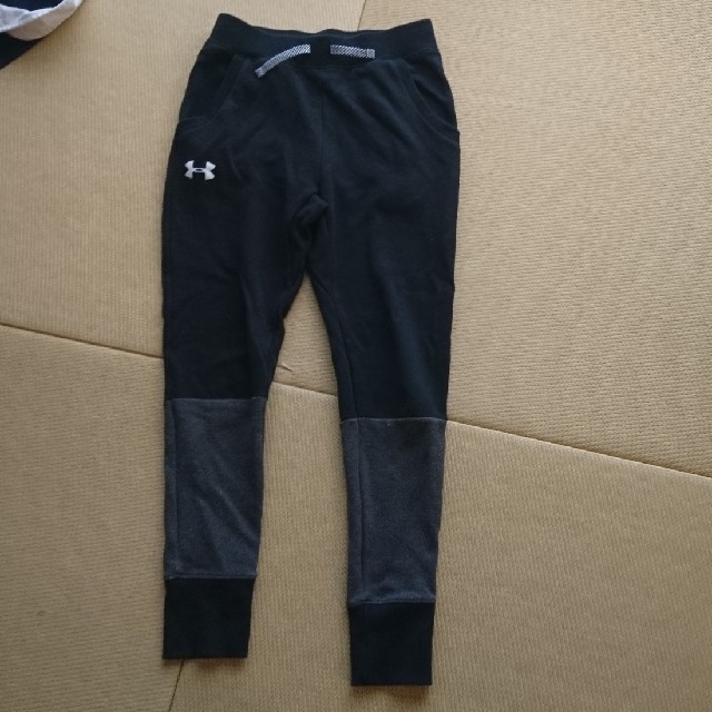 UNDER ARMOUR(アンダーアーマー)のアンダーアーマー  150 キッズ/ベビー/マタニティのキッズ服男の子用(90cm~)(パンツ/スパッツ)の商品写真