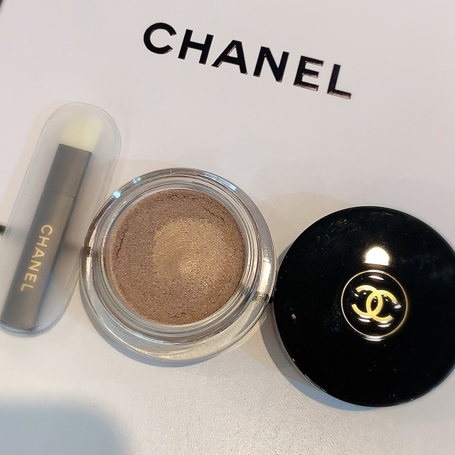 CHANEL(シャネル)のシャネル CHANEL アイシャドウ プルミエール クレーム 820 コスメ/美容のベースメイク/化粧品(アイシャドウ)の商品写真