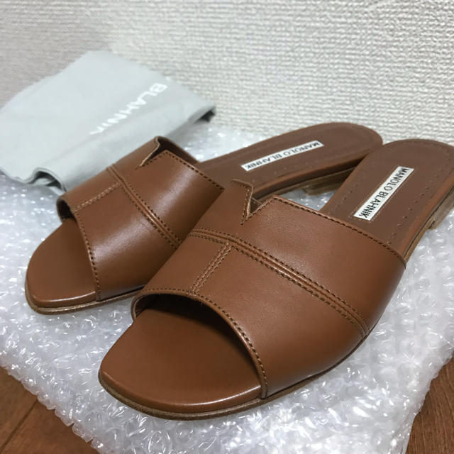 完売品 美品 レア マノロブラニク サンダル キャメル 36 アパルトモン