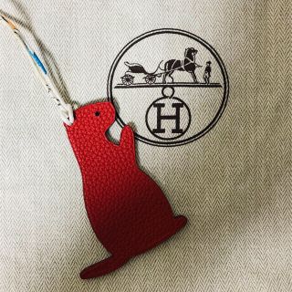 エルメス(Hermes)のエルメス・プティアッシュLoutre(チャーム)